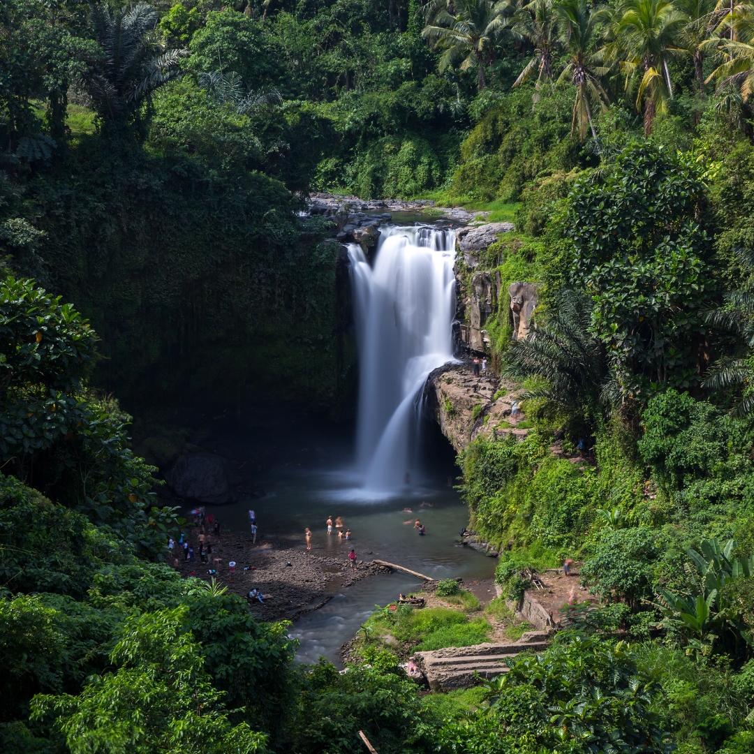 Tegenungan Waterfall 